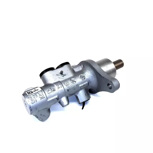 1J1614019F - Brakes: Master Cylinder for Volkswagen: Beetle, Golf, Jetta, R32 Image