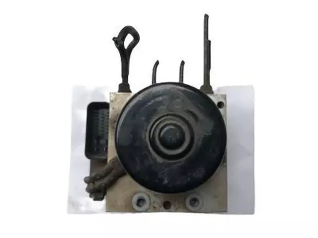Modulator Valve - Ford (YL8Z-2C286-DA)