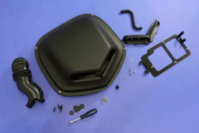 Hood Scoop Kit - Mopar (68253189AA)