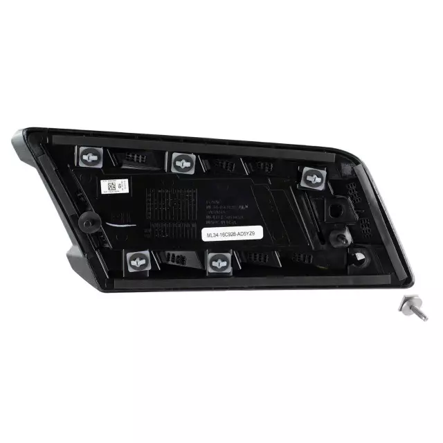 Insert - Ford (ML3Z16C630AG)