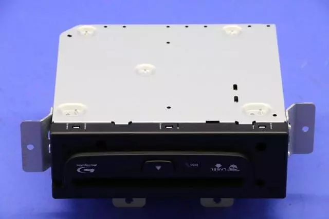 Blu-Ray DVD Player - Mopar (68280950AC)