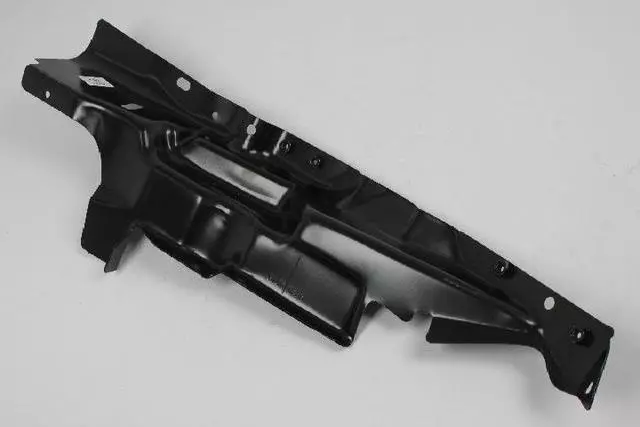 Fermeture Du Radiateur Panneau, Extérieur, Côté Droit - Mopar (05067586AB)