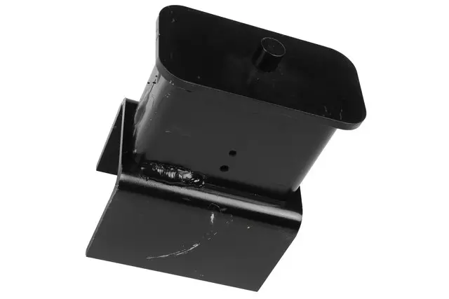 Radiator Support Tie Bar Bracket - GM (96901952)