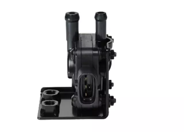 2133854 - Emission System: ACDelcoâ„¢ Pressure Sensor for Chevrolet: Silverado 1500, Silverado 2500 HD, Silverado 3500 HD | GMC: Sierra 1500, Sierra 2500 HD, Sierra 3500 HD Image