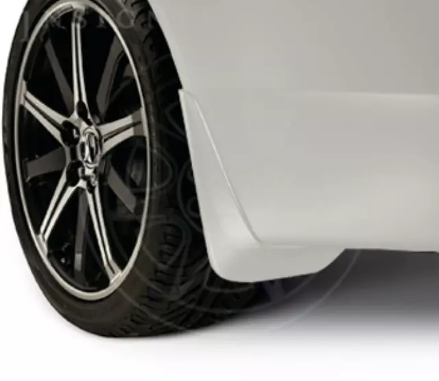 8P00TK4230B - : Splash Guard Set - Bellanova White Pearl for Acura Image