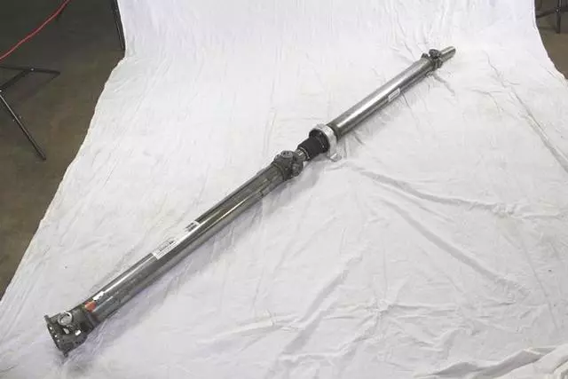 52123367AC - Rear Axle; American Axle 292 MM Single Rear Wheel; Differential and Drive Line: Drive Shaft for Dodge: Ram 2500 | Ram: 2500 Image