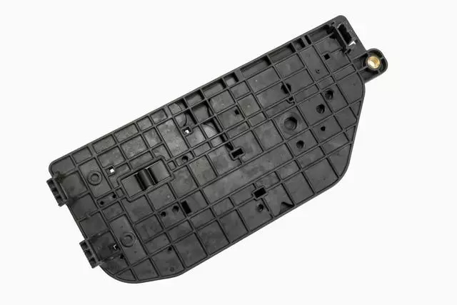 23208492 - : Rear Lamp Wiring Harness Junction Block for Chevrolet: Silverado 1500, Silverado 2500 HD, Silverado 3500 HD | GMC: Sierra 1500, Sierra 2500 HD, Sierra 3500 HD Image