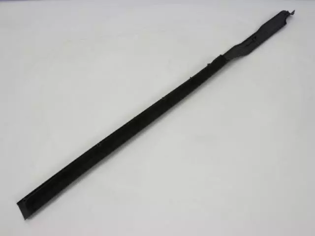 Side Sill Molding, Left - Mopar (5FY05LAZAA)