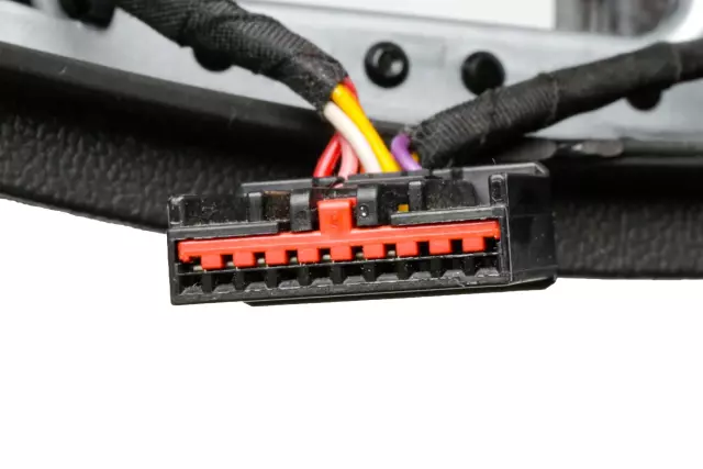 22846333 - Steering: Steering Wheel for Buick: LaCrosse Image