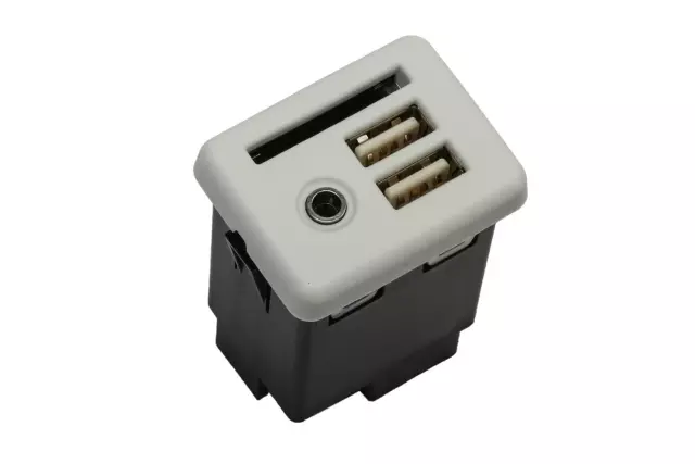 13599461 - Body: USB Port for Buick: Envision Image
