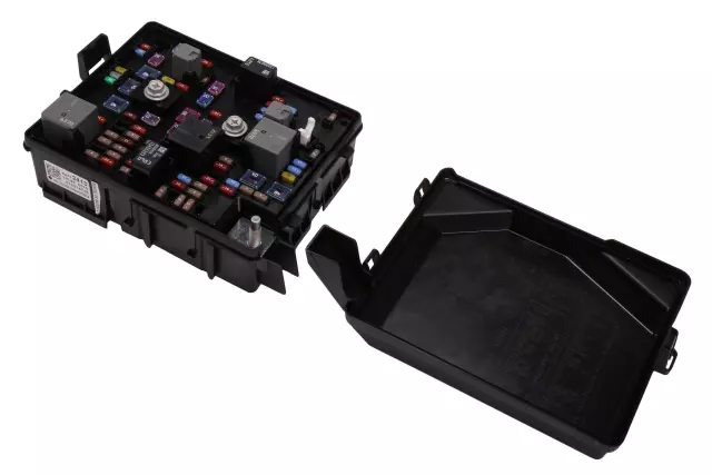 Engine Wiring Harness Junction Block - GM (42712413)