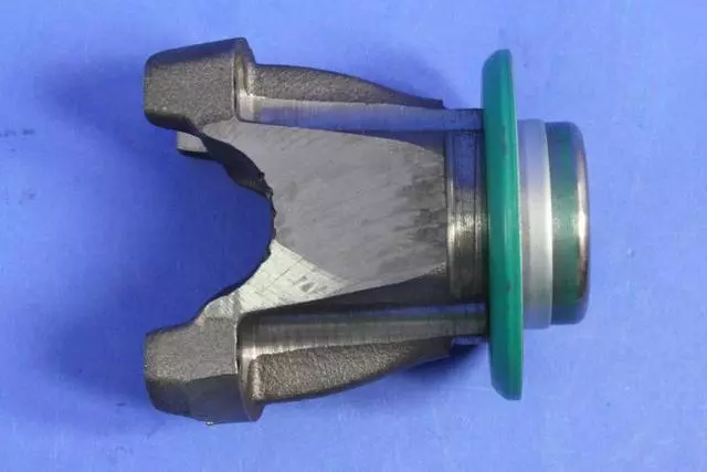 68271086AA - Transfer Case Model 247 [DHF]: Transfer Case Yoke for Mopar Image