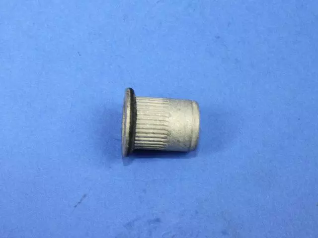 Nut/rivet - Mopar (6504710)