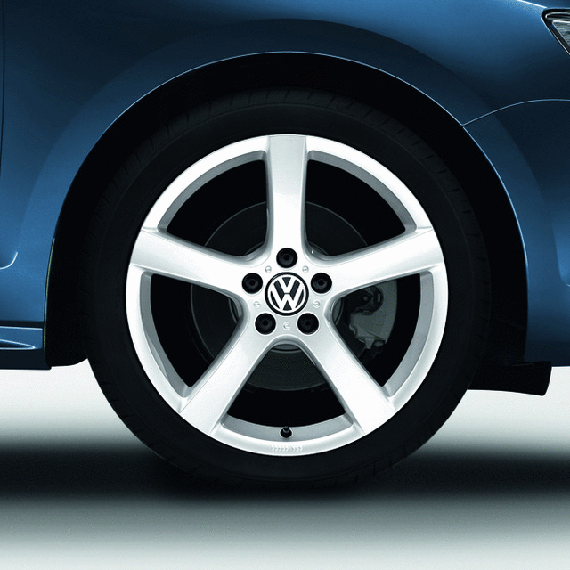 DT184022596 - Wheels: 18in Goal Silver for Volkswagen Image