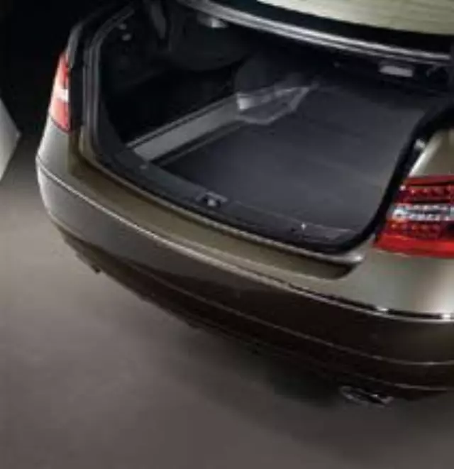 Cargo Tray - Sedan - With Loading Facility - Mercedes-Benz (212-814-01-41)