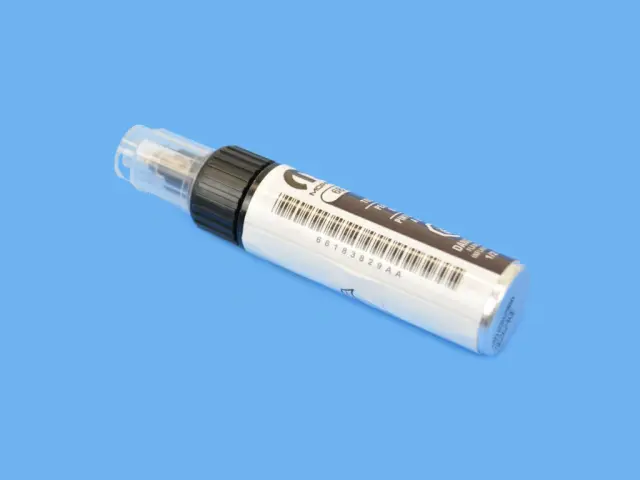 68626496AB - Vehicle Care Products: Touch-Up Paint Pen - Granite Crystal Met (Pau) for Mopar Image