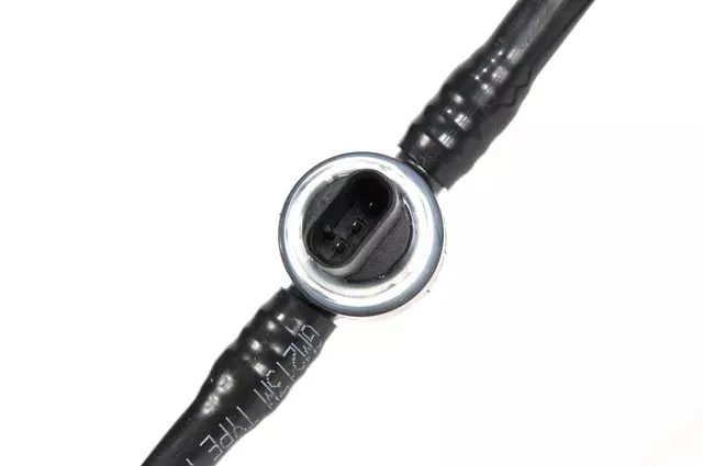 Fuel Injection Fuel Feed Pipe - GM (23463340)