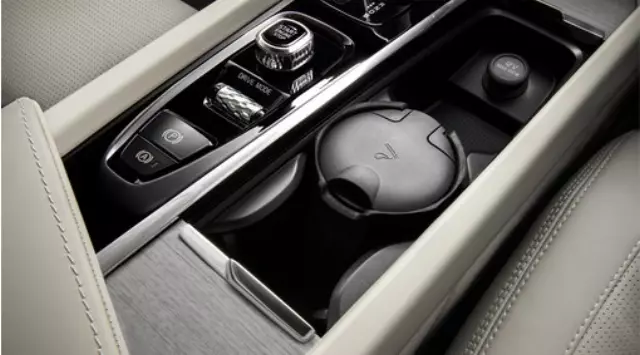 32261712 - : Ashtray - Plastic And Rubber for Volvo Image