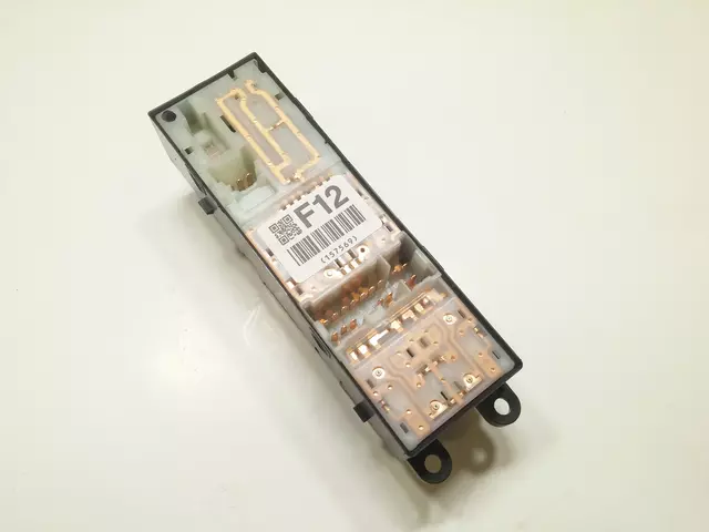 83071FG120 - : Window Switch for Subaru: Impreza Image