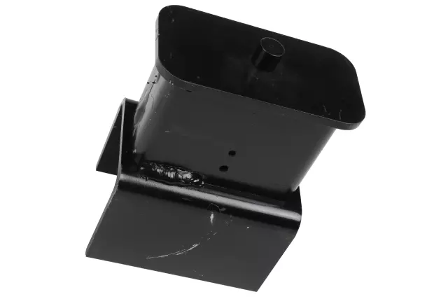 Radiator Support Tie Bar Bracket - GM (96901952)