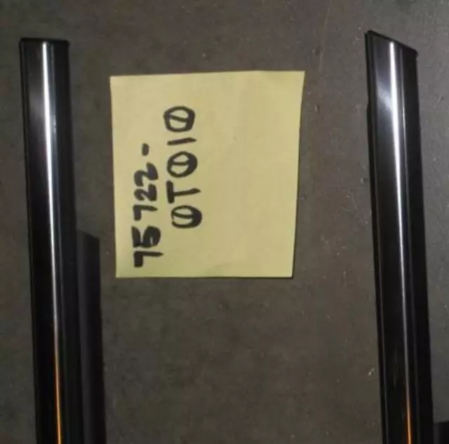 Belt Molding - Toyota (757210t010)