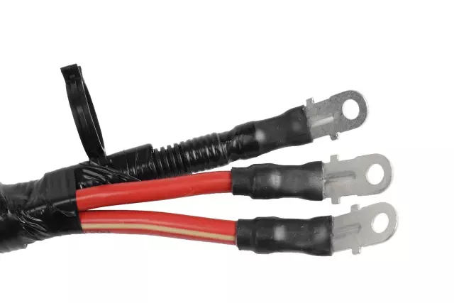 84220783 - : 2014-2018 GM - Alternator Battery Control Wiring Harness for GM Image