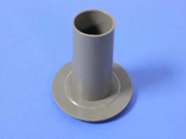 ZG32BD5AB - Body: Carpet Retainer for Chrysler: Town &amp; Country | Dodge: Grand Caravan Image