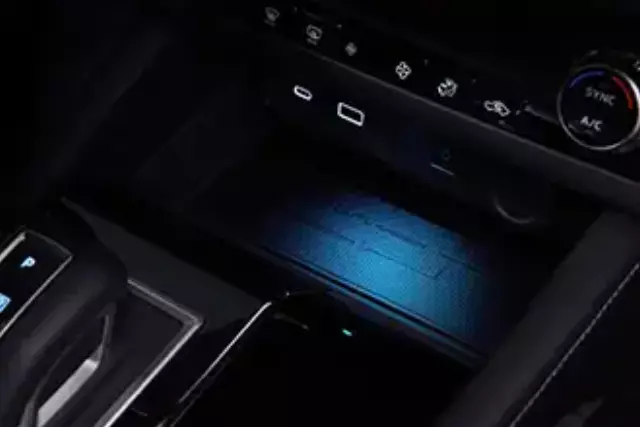 MZ590931EX - : Mat, Center Console Tra for Mitsubishi: Outlander, Outlander PHEV Image