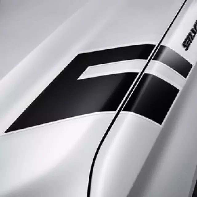 84426013 - Body: Fender Hash Mark Decal Package for Chevrolet: Silverado 1500, Silverado 1500 LTD Image