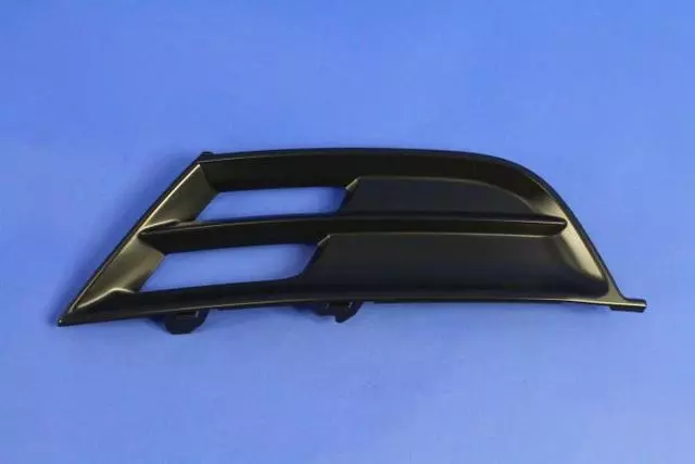 Acc Delete Bezel, Right - Mopar (68228874AC)