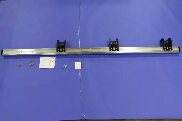 Tubular Side Step Kit, Left - Mopar (68156423AE)