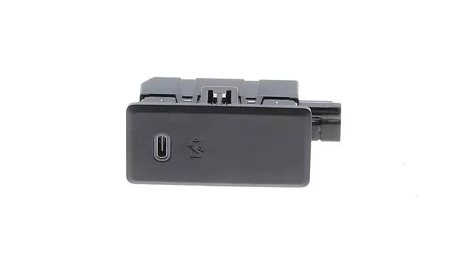 13534567 - Body: USB Port for Cadillac: Escalade, Escalade ESV | Chevrolet: Suburban, Tahoe | GMC: Yukon, Yukon XL Image