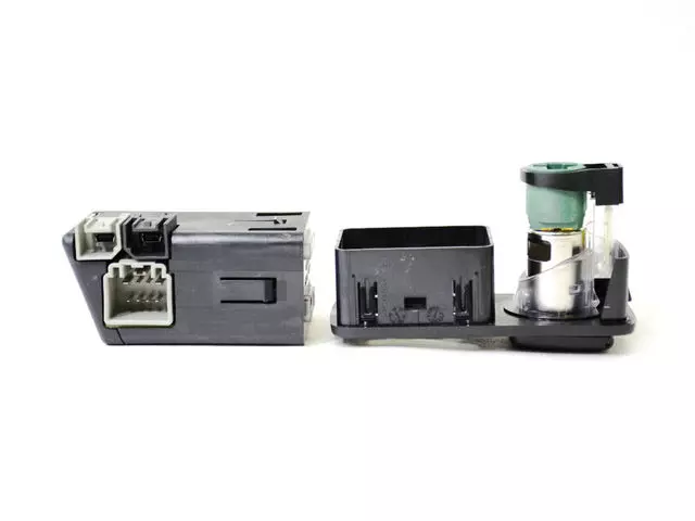 Hub Reflector - Mopar (68146070AD)