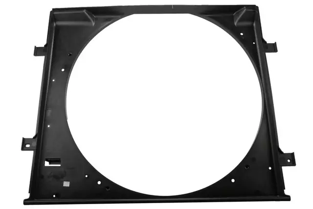 Engine Cooling Fan Upper Shroud - GM (84311332)