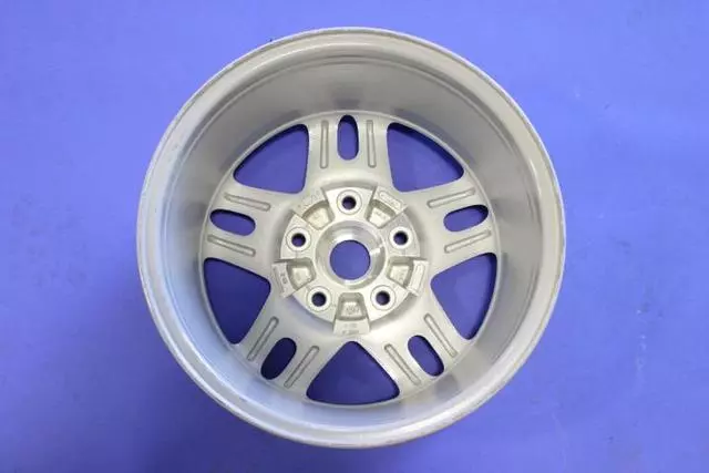 5EZ99PAKAD - Wheels, Covers and Jacks: Aluminum Wheel for Mopar Image