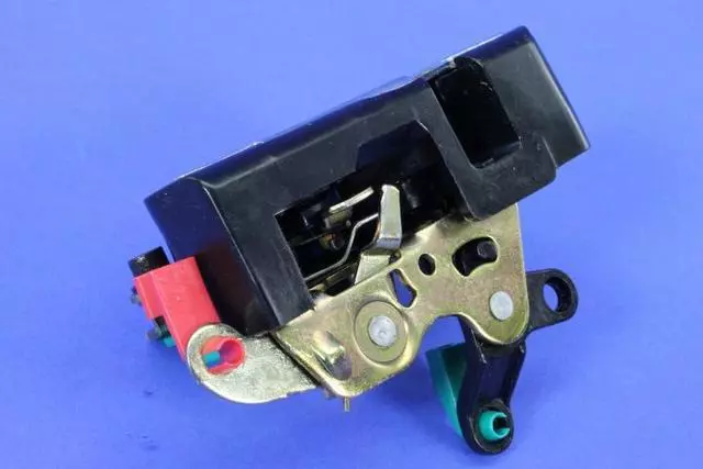 Latch - Mopar (55346794)