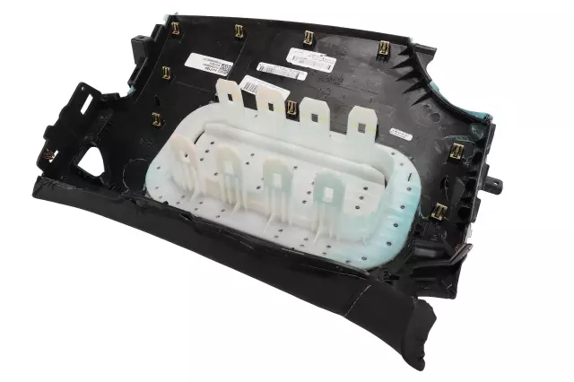 84437154 - : Upper Trim for GM Image