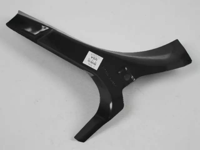 Decklid Opening Reinforcement, Right - Mopar (4783478)