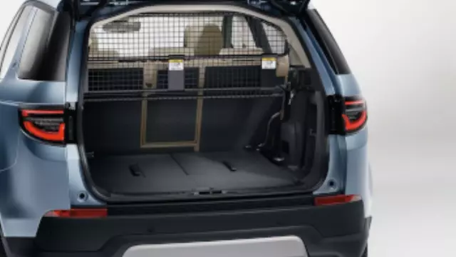VPLCS0300 - : Luggage Partition - Half Height for Land Rover: Discovery Sport Image
