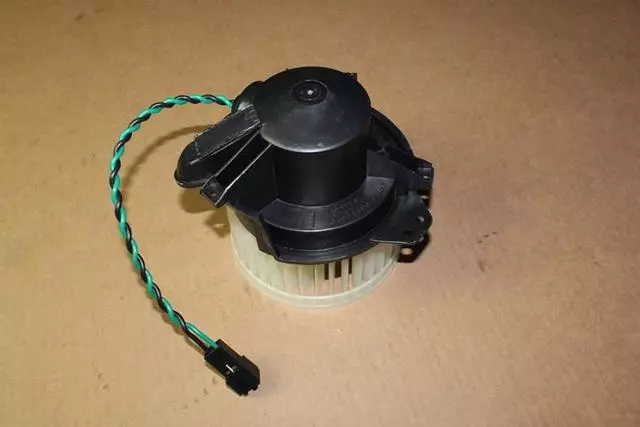 Blower With Wheel Motor - Mopar (4644918)