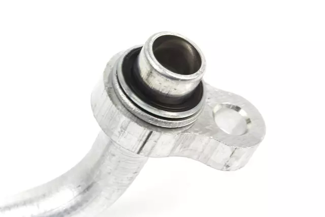 Air Conditioning Compressor Hose - GM (23264898)