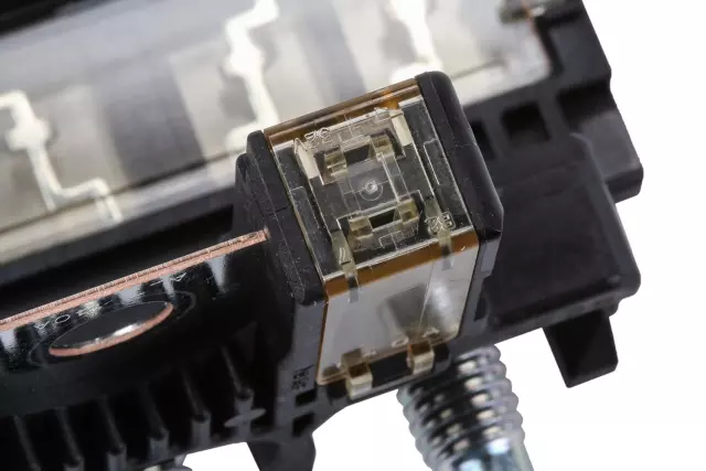 Bracket - GM (19318067)