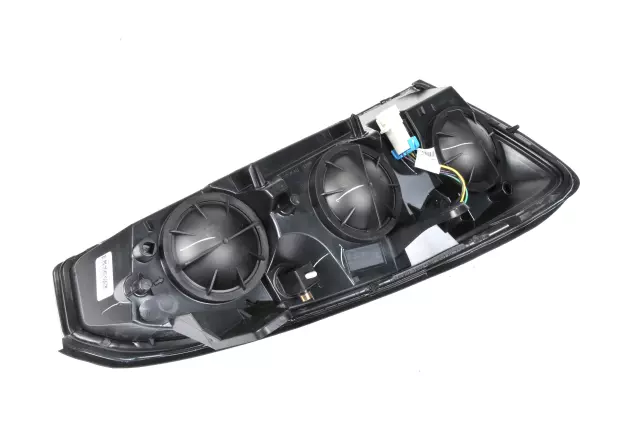 Driver Side Headlamp Assembly - GM (15851373)