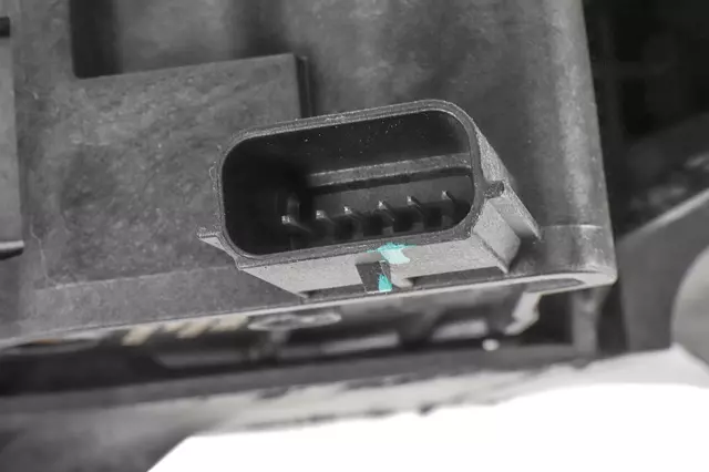 42758407 - : F Pedal for GM Image