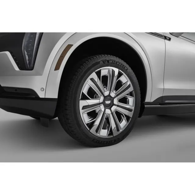 86527277 - Wheels: 24 X 9-Inch Aluminum 6-Split-Spoke Wheel for Cadillac: ESCALADE IQ Image
