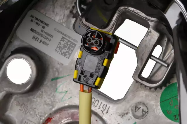 Dark Atmosphere Steering Wheel - GM (39084128)