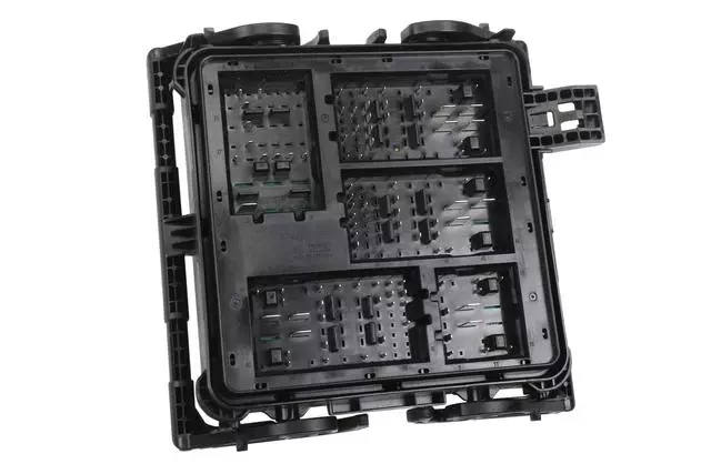 Fuse & Relay Box - GM (92293836)