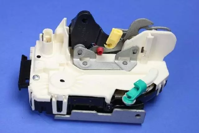 Lock Actuator - Mopar (04589022AL)