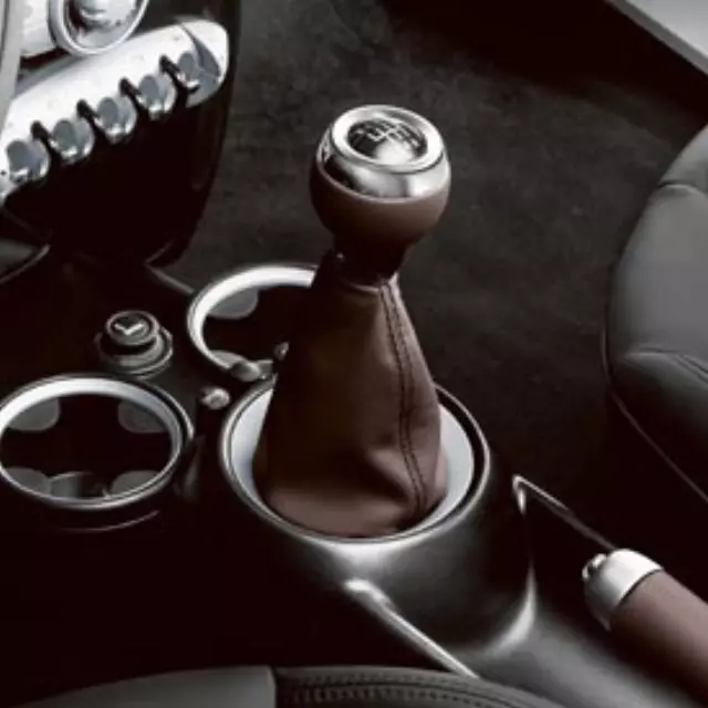 25110420094 - Interior: Shift Gaiter Leather for Mini Image