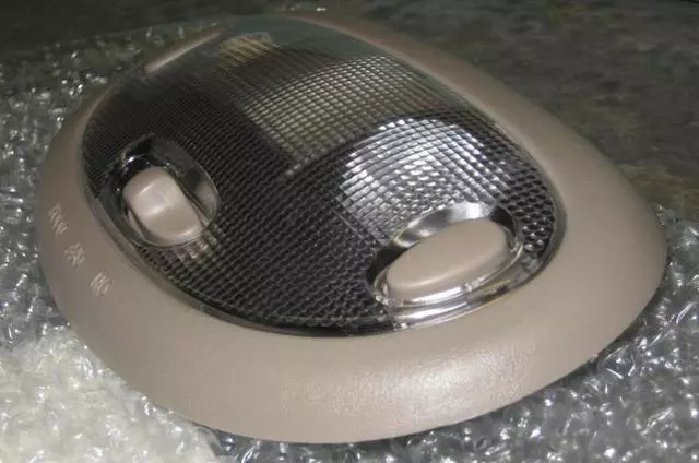 Dome Lamp Assembly - Toyota (81240-0C031-E1)